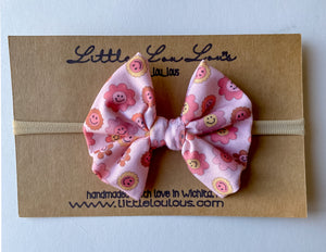 Smiley Flower Bow